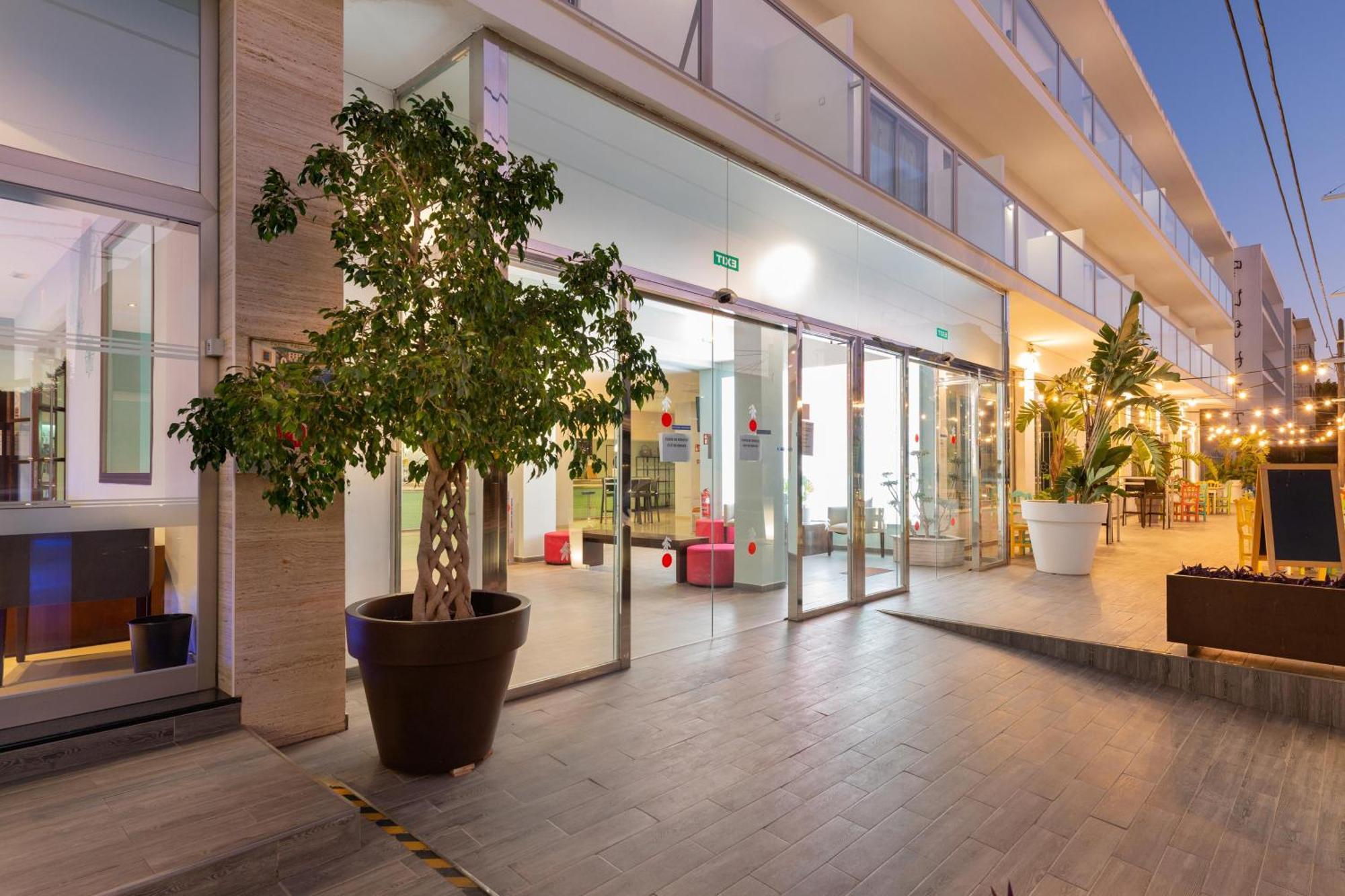 Hotel Puchet Ibiza San Antonio  Exterior foto