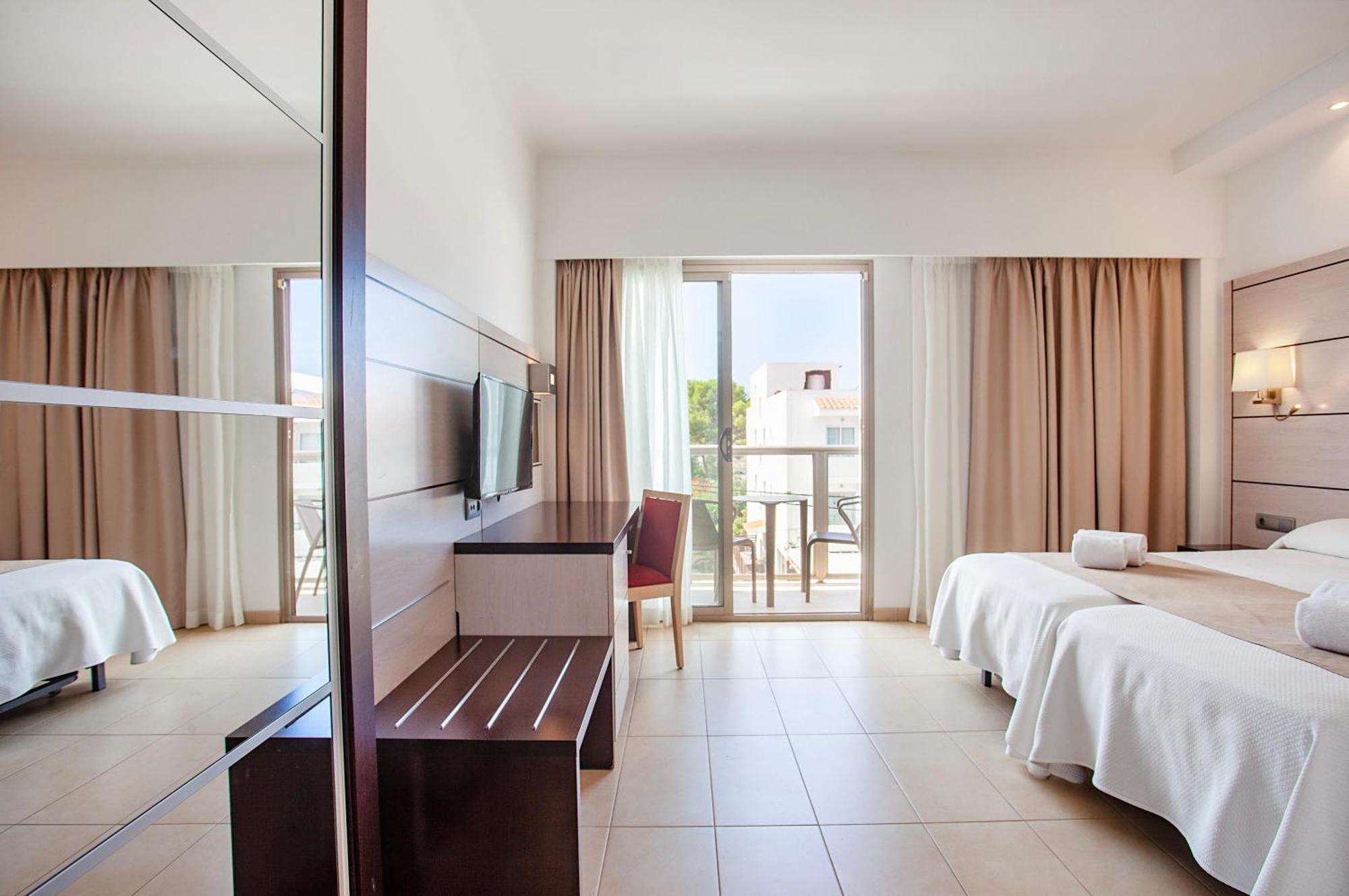 Hotel Puchet Ibiza San Antonio  Exterior foto
