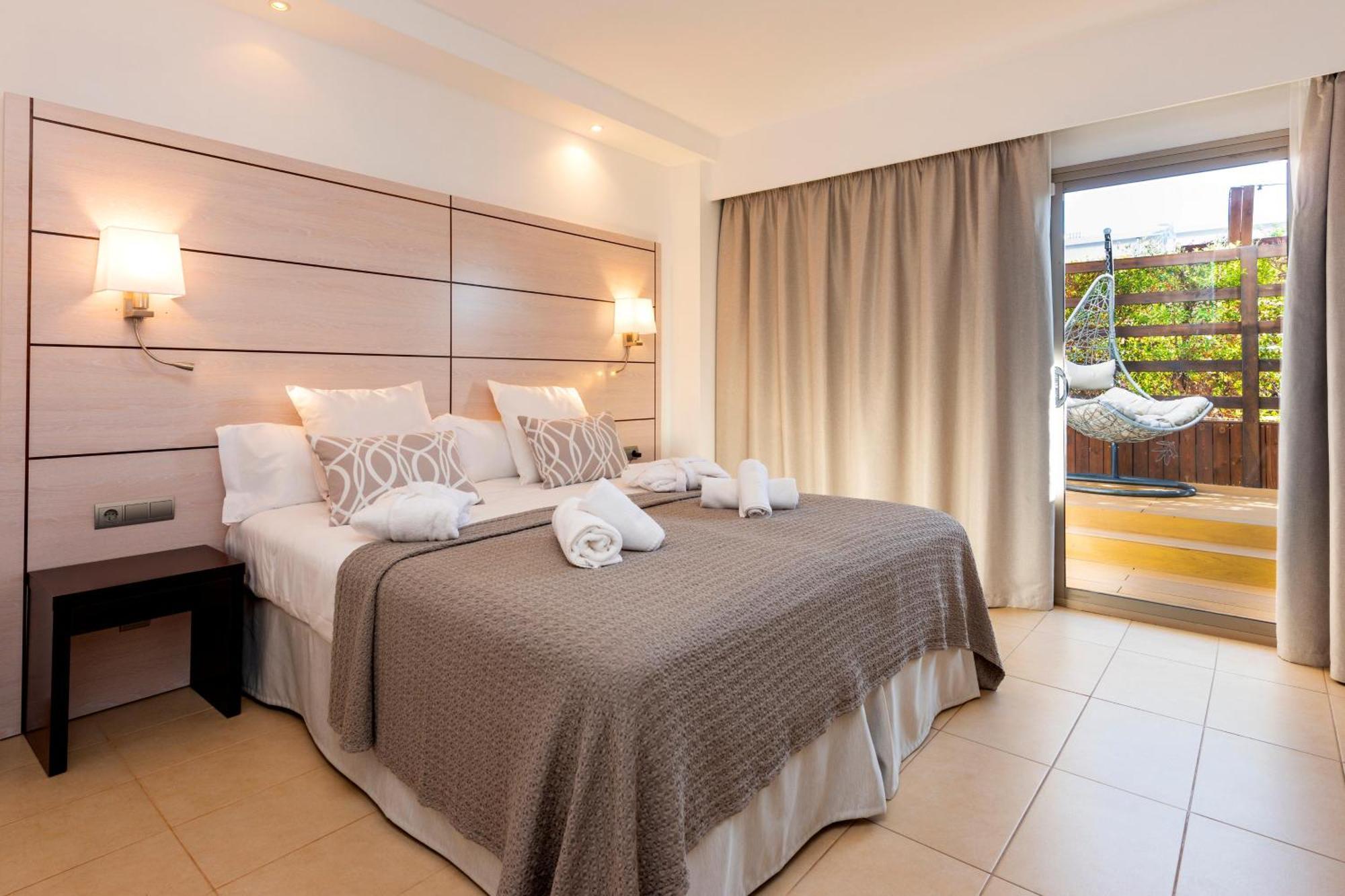 Hotel Puchet Ibiza San Antonio  Exterior foto
